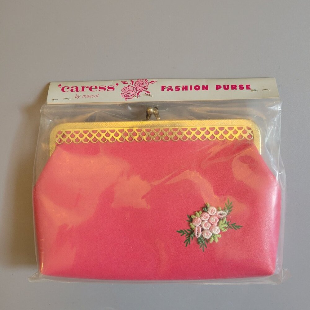 Vintage Pink Embroidered Floral Fashion Purse By Caress With Gold-Tone Metal Fra